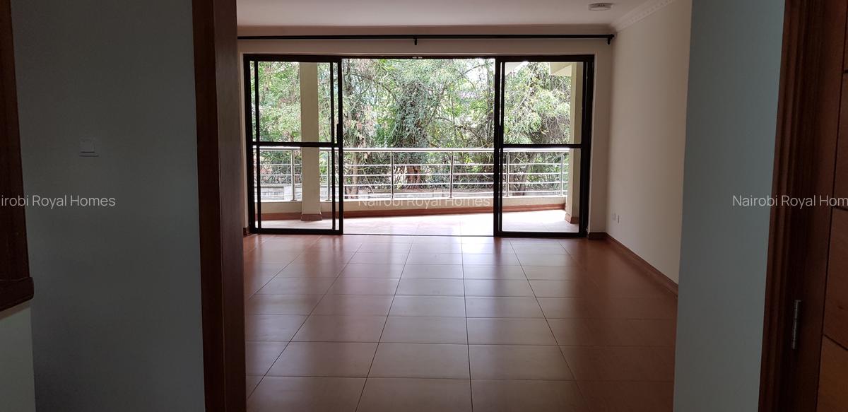 5 Bed Townhouse with En Suite at Convent Drive 66 - 7