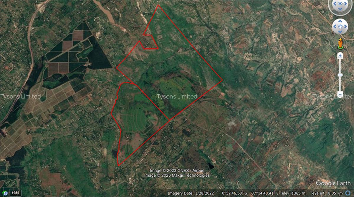 942 ac Land in Murang'a County - 1