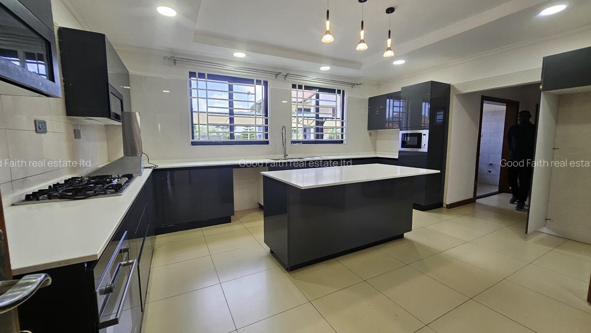 4 Bed Villa with En Suite in Kiambu Road - 4