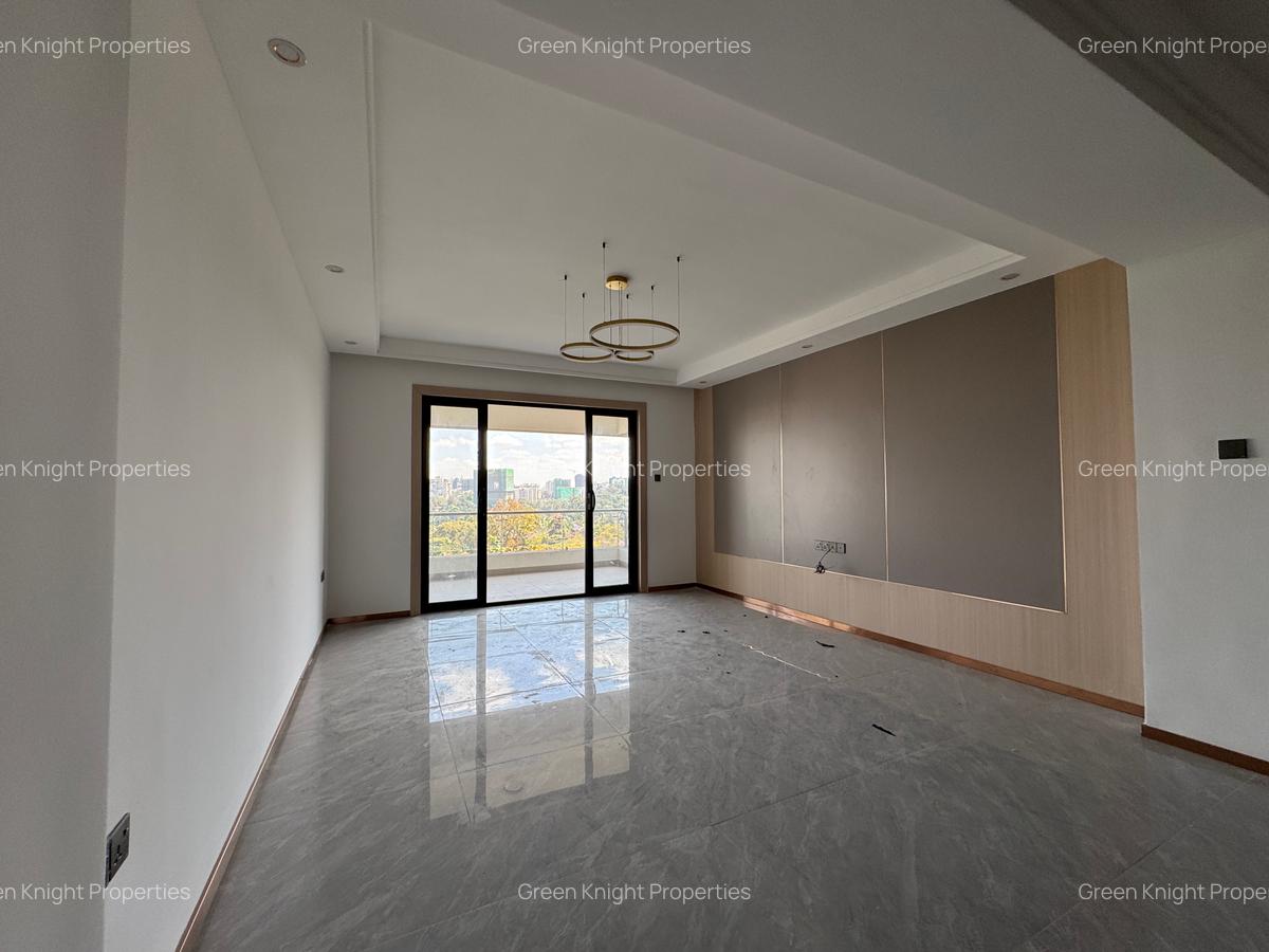 Serviced 3 Bed Apartment with En Suite in Riverside - 10