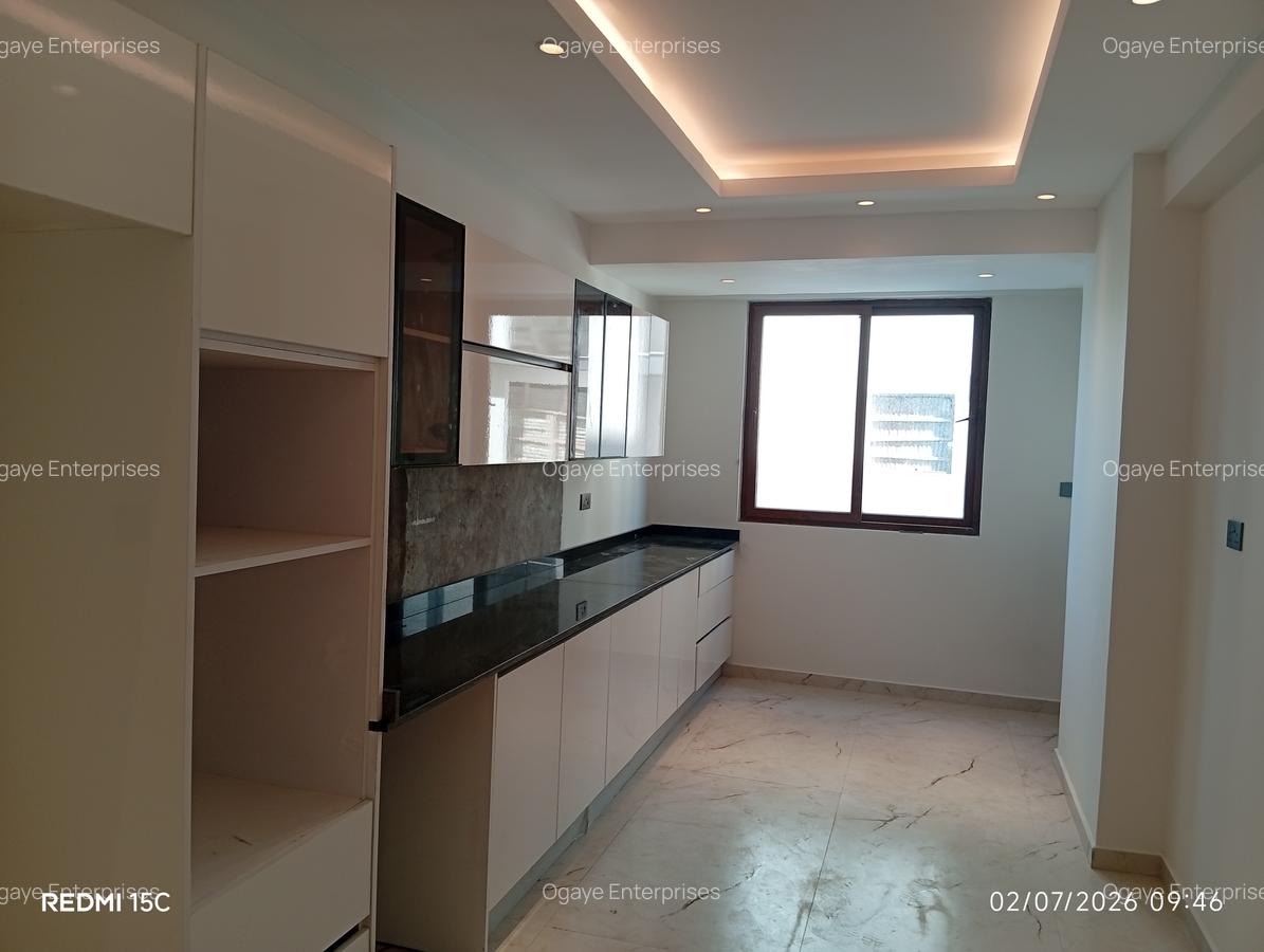 3 Bed Apartment with En Suite at Mt Kenya Road - 4