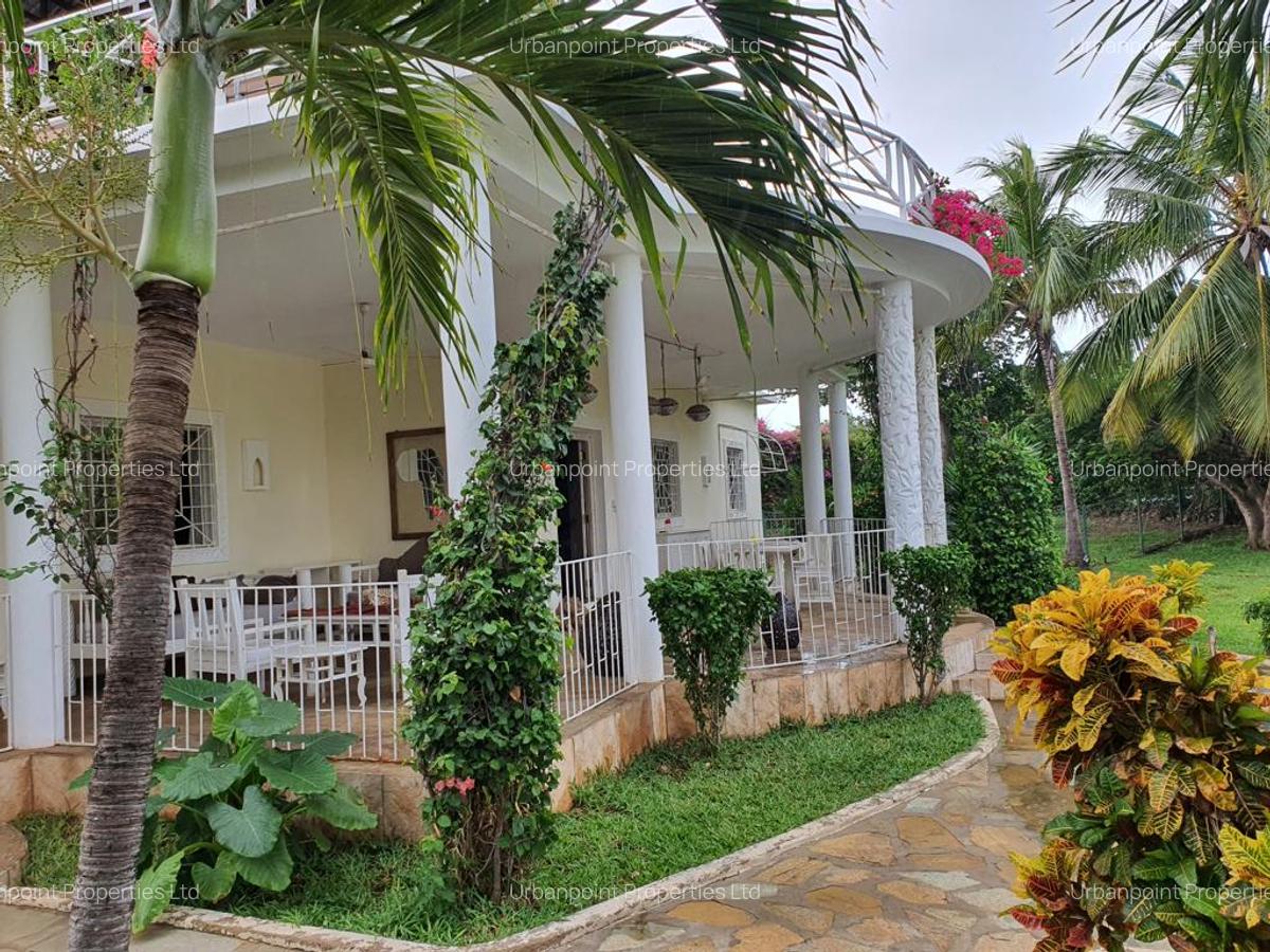 4 Bed House with En Suite in Malindi - 7