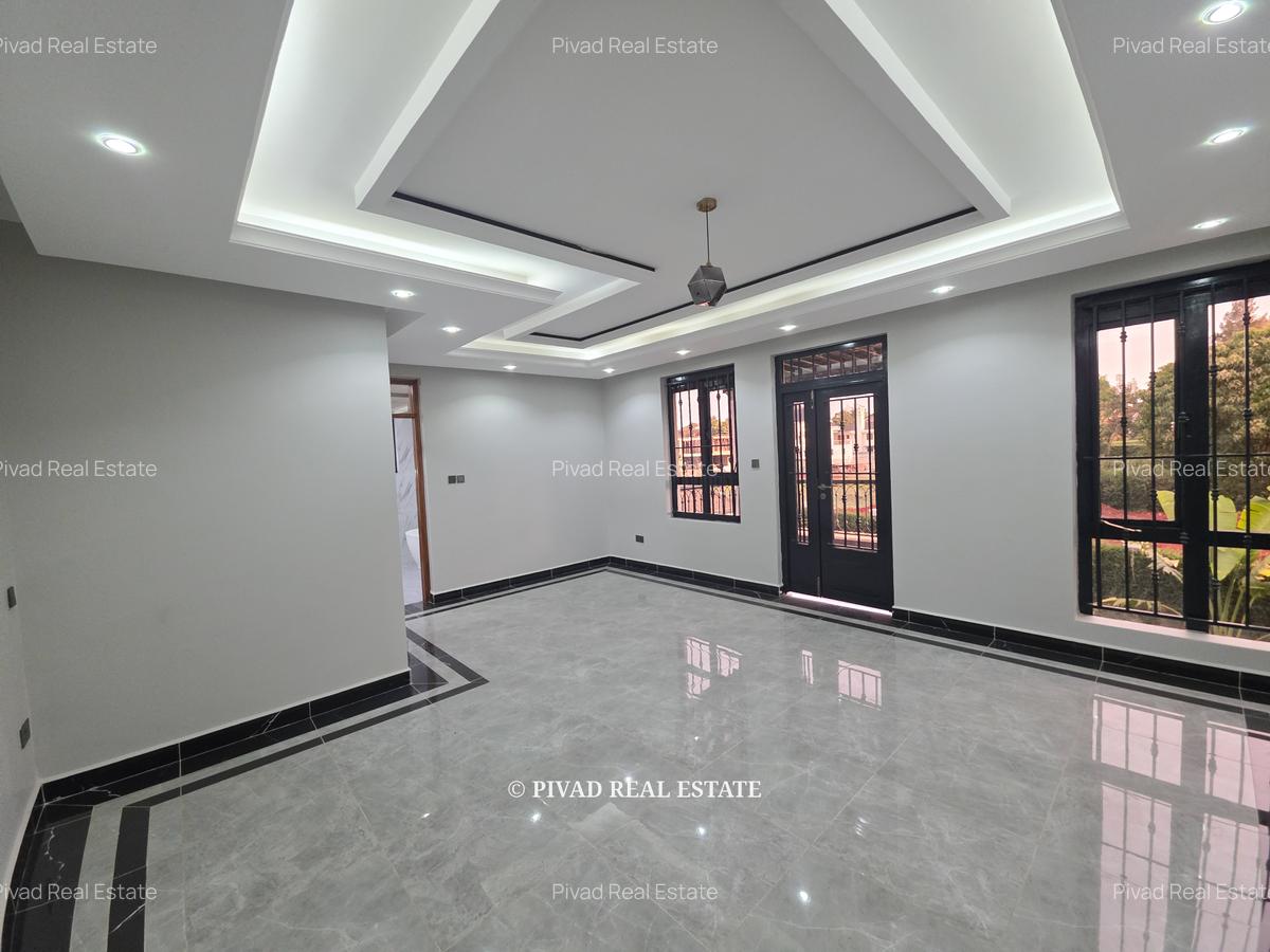 5 Bed House with Garden in Runda - 12