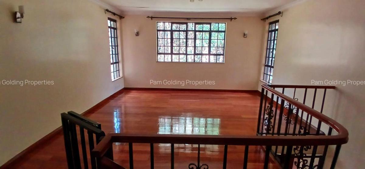 4 Bed House with En Suite in Karen - 16