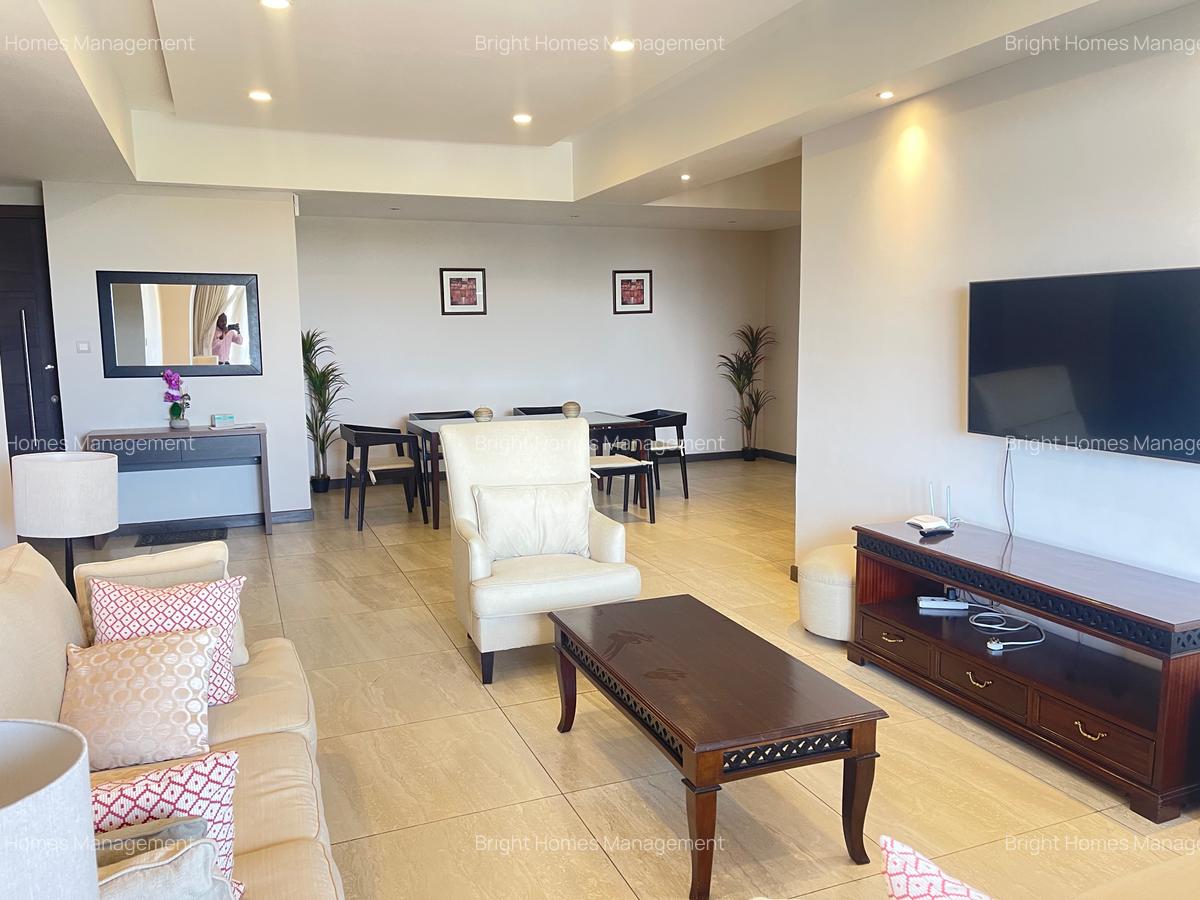 3 Bed Apartment with En Suite in Westlands Area - 1