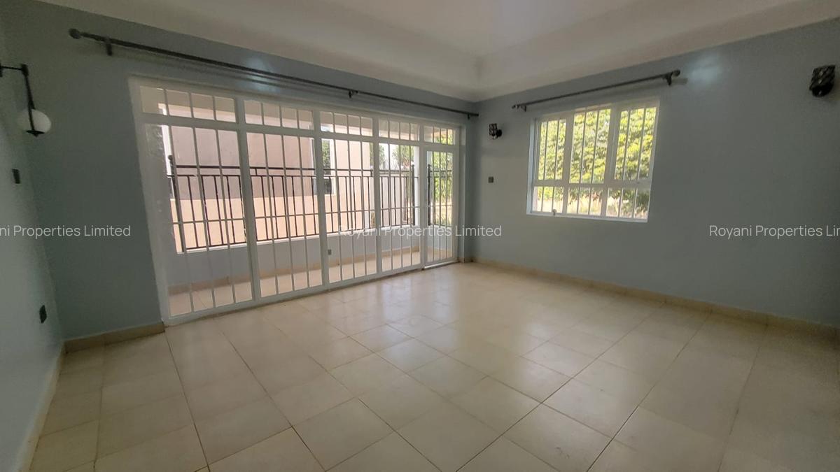 4 Bed House with En Suite in Kiambu Road - 7