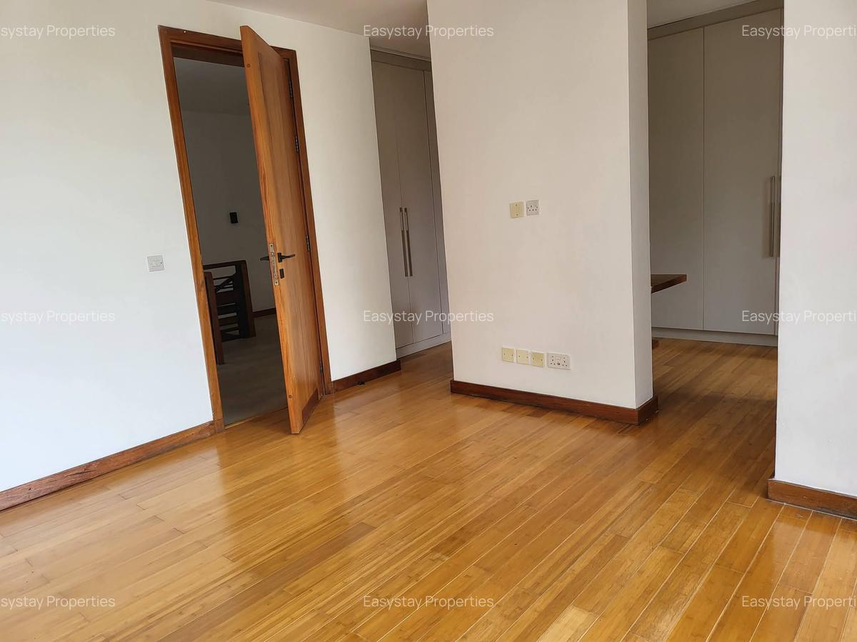 3 Bed Townhouse with En Suite in Rosslyn - 6