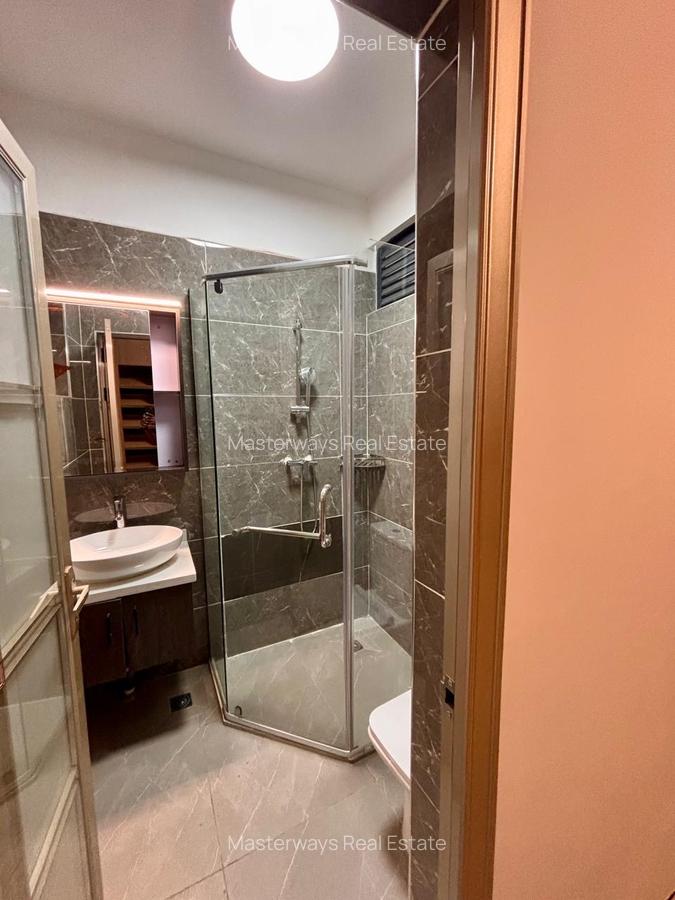 3 Bed Apartment with En Suite in Kilimani - 6