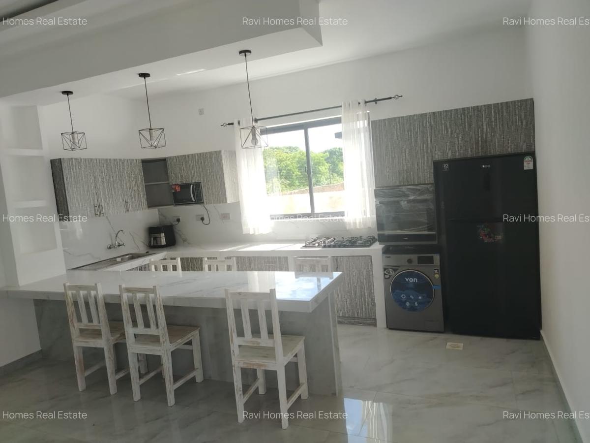 3 Bed Villa with En Suite in Diani - 10
