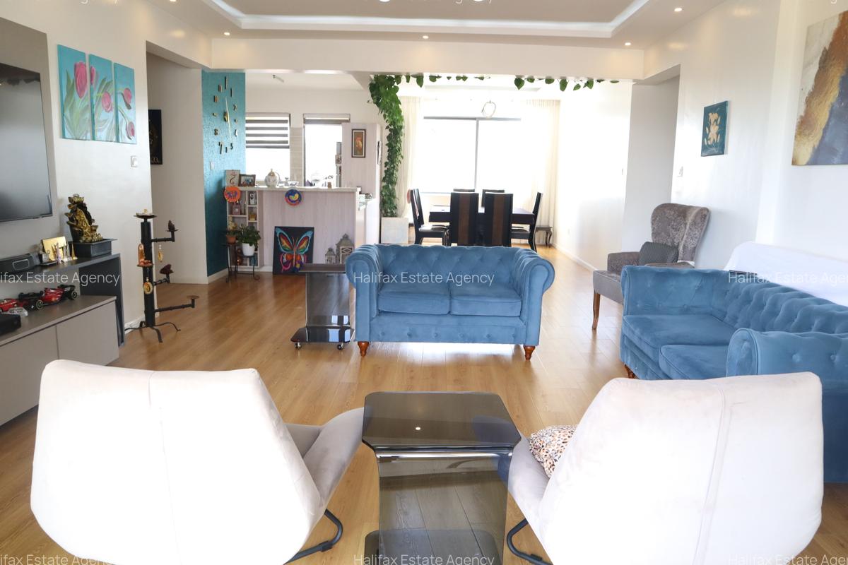 3 Bed Apartment with En Suite at Brookside Drive - 19