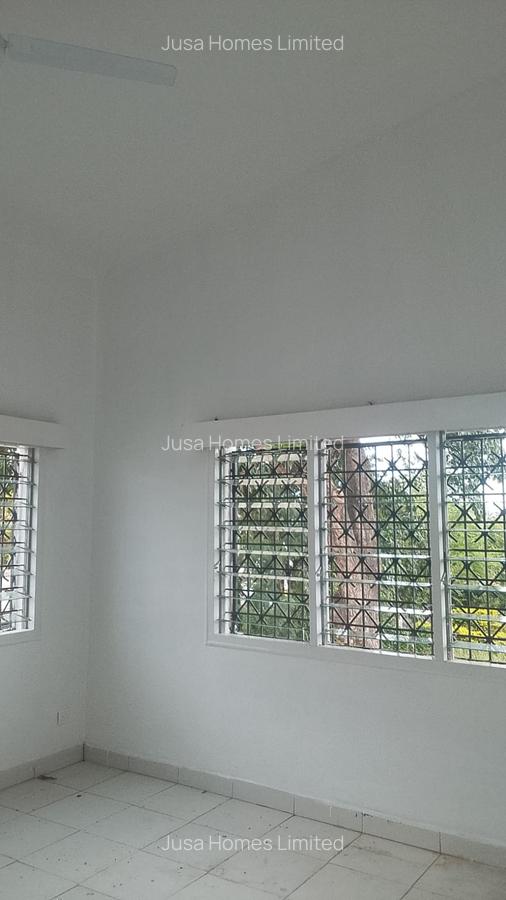 Office in Nyali Area - 4