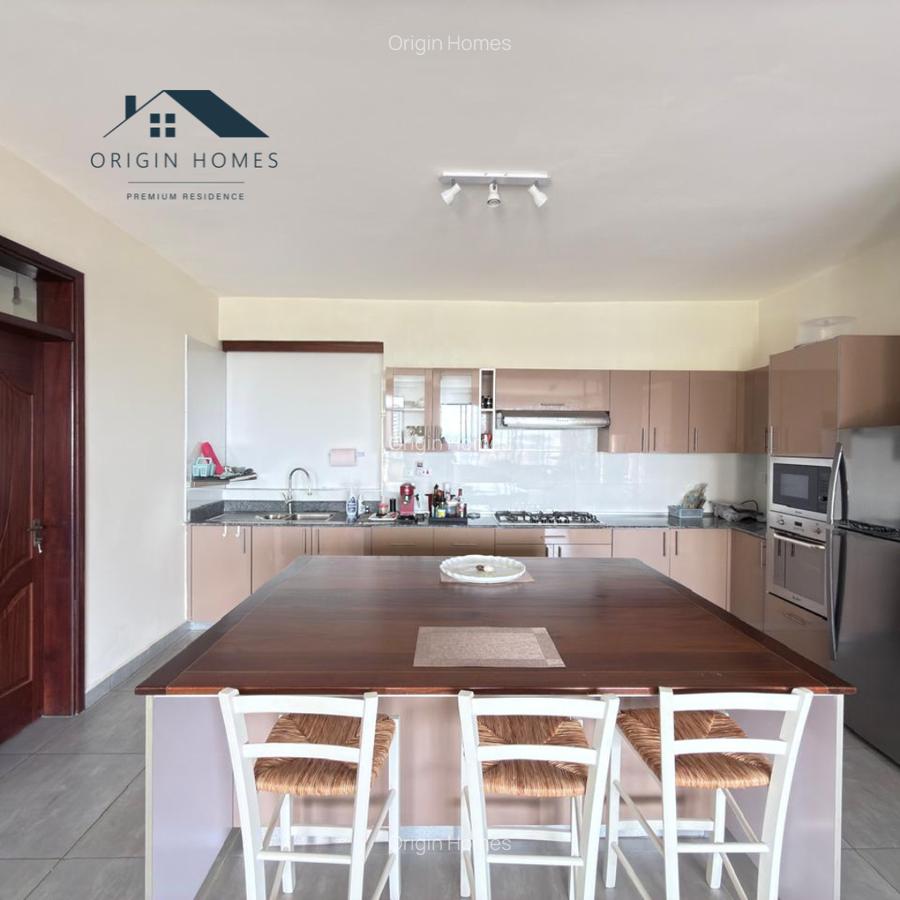 Furnished 2 Bed Apartment with En Suite at 2Nd Parklands - 5