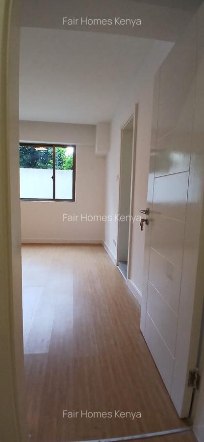 4 Bed Apartment with En Suite at Hatheru Road - 12