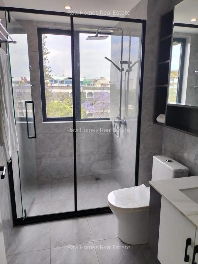 Studio Apartment with Swimming Pool at Wanyee Rd - 11