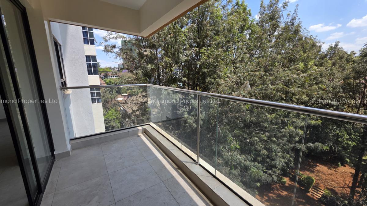 3 Bed Apartment with En Suite in General Mathenge - 10