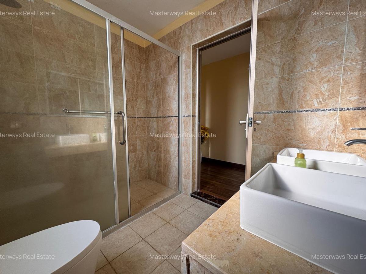 3 Bed Apartment with En Suite in Kilimani - 20