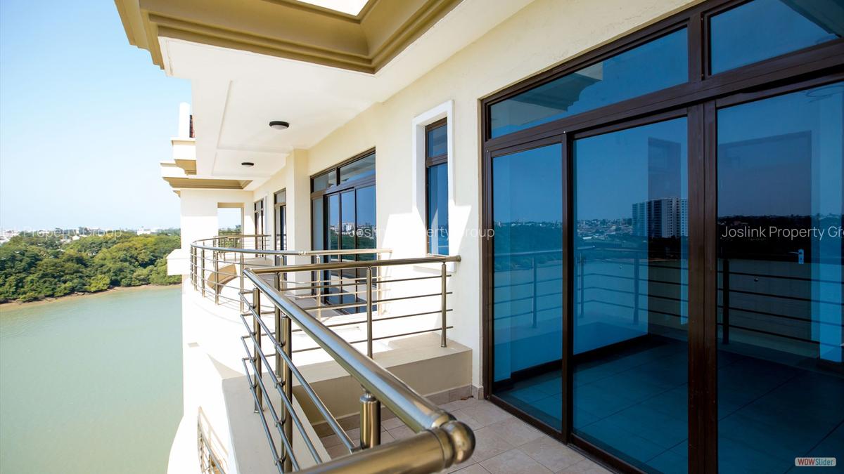 3 Bed Apartment with En Suite in Tudor - 11