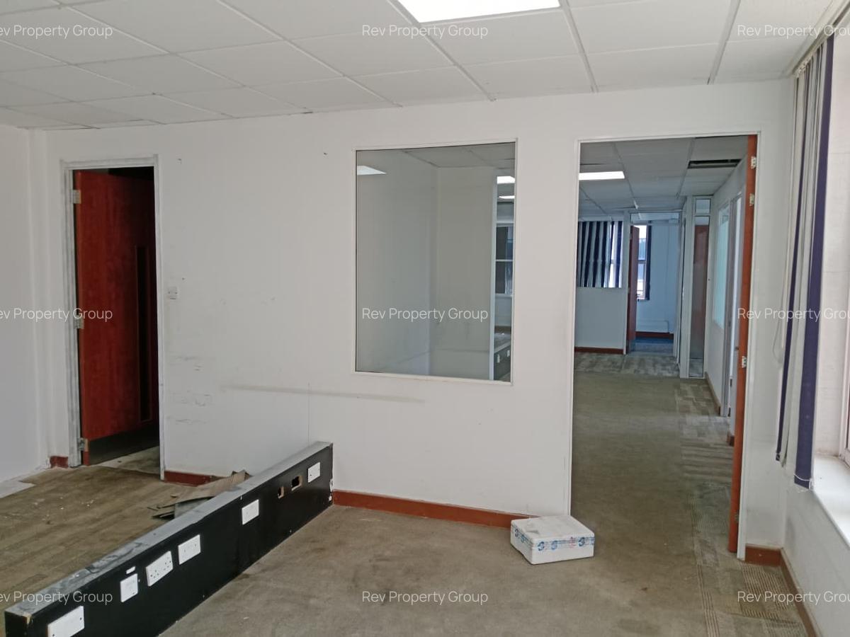 Office with Backup Generator in Kilimani - 4