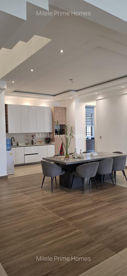 Serviced 6 Bed Apartment with En Suite at Parklands - 6