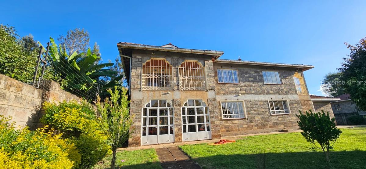 5 Bed House with En Suite at Seketo Court Area - 1