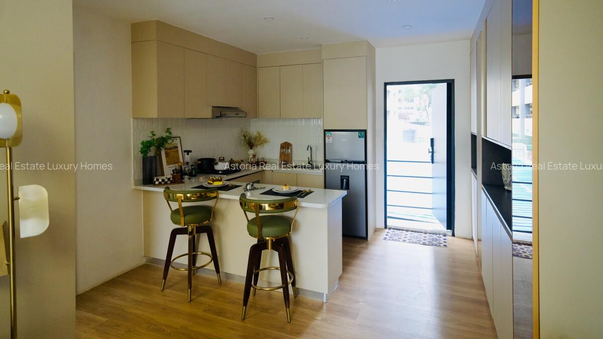 3 Bed Apartment with En Suite at 2026-234 - 8