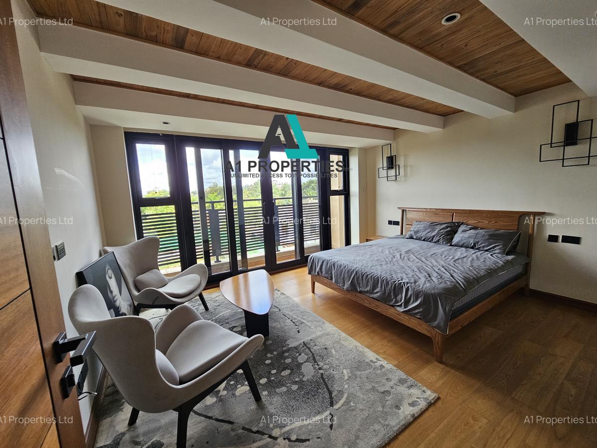 4 Bed Townhouse with En Suite in Lavington - 12