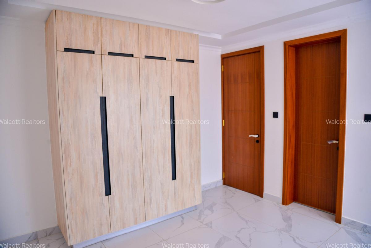 4 Bed Villa with En Suite at Muhuri Road - 12