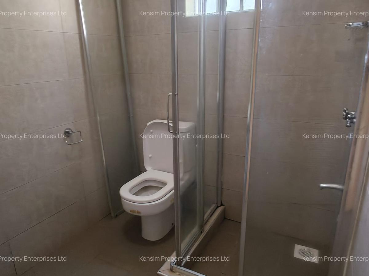 5 Bed Townhouse with En Suite in Runda - 12