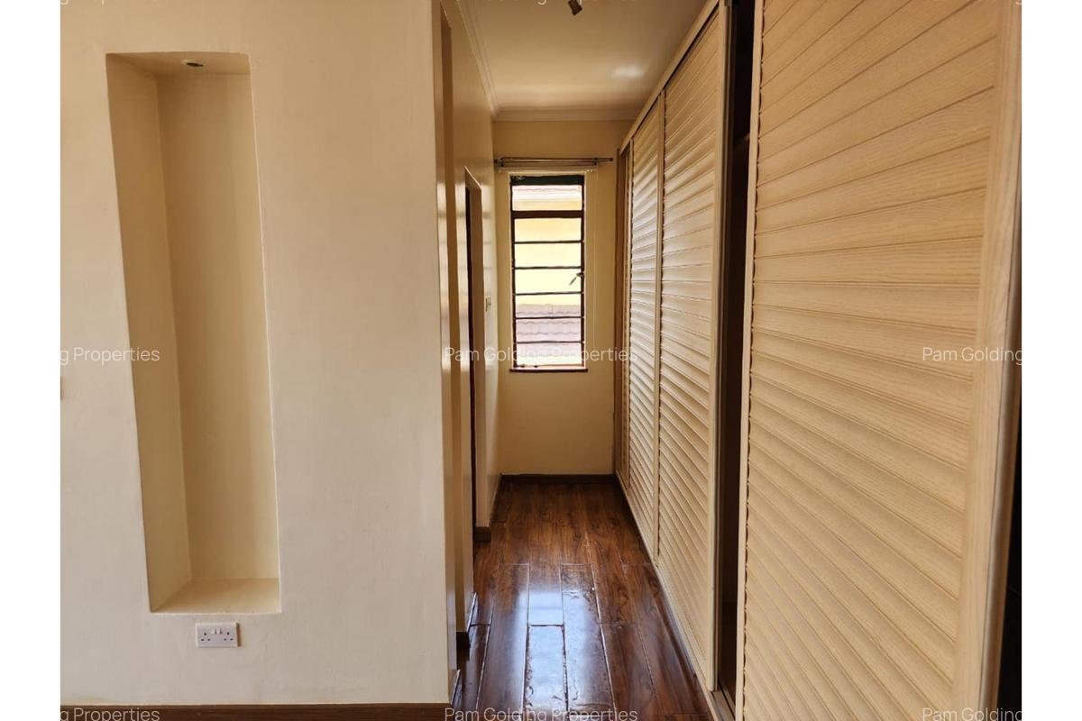4 Bed House with En Suite at Runda Ridge - 9