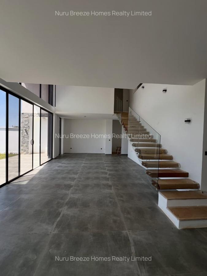 4 Bed Townhouse with En Suite in Kiambu Road - 2