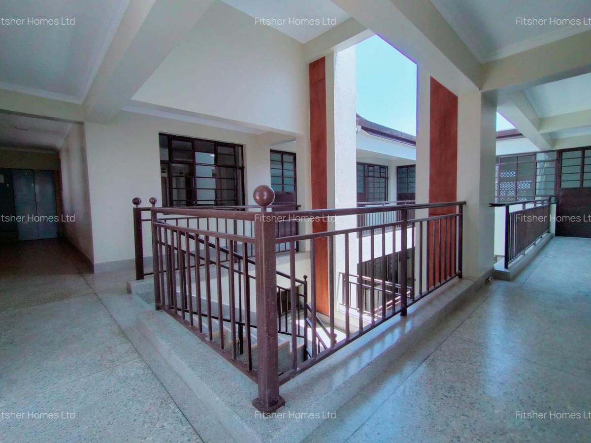 2 Bed Apartment with En Suite in Naivasha Road - 18