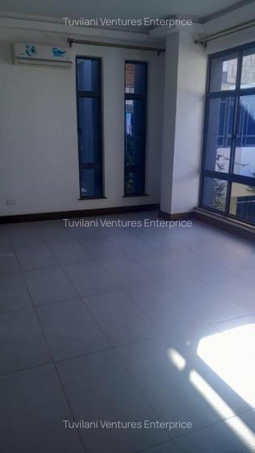 5 Bed Villa with En Suite at Nyali Mombasa - 10