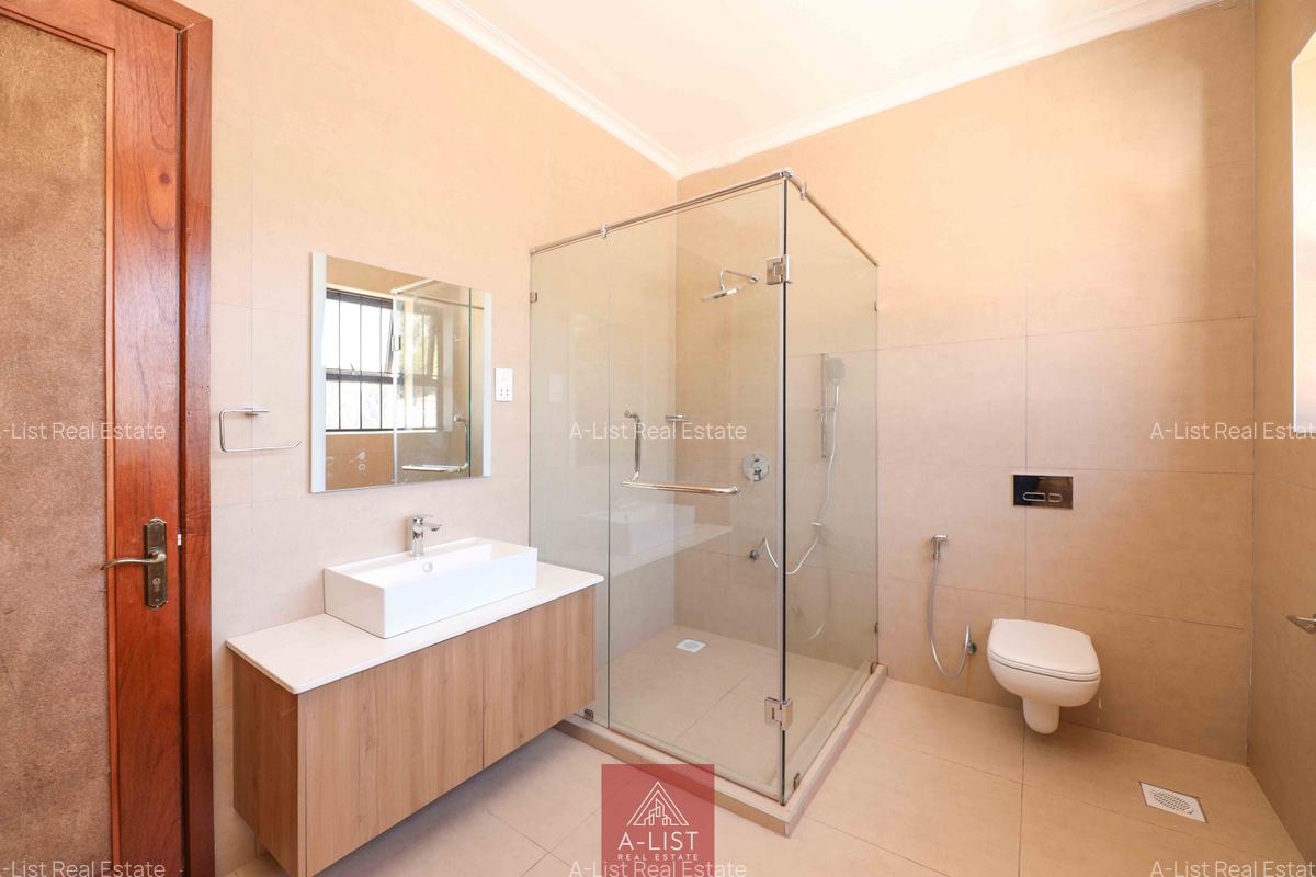 6 Bed Villa with En Suite at Kibagare Way - 14