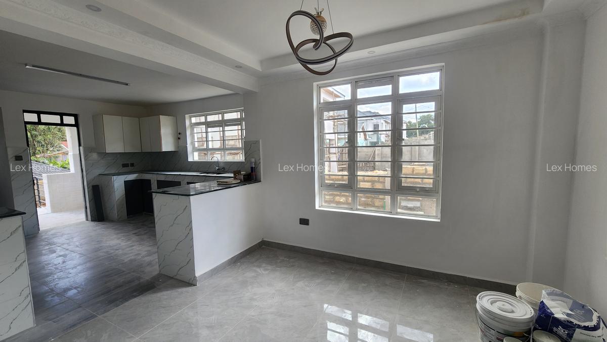 4 Bed House with En Suite at Forest Line Road - 4
