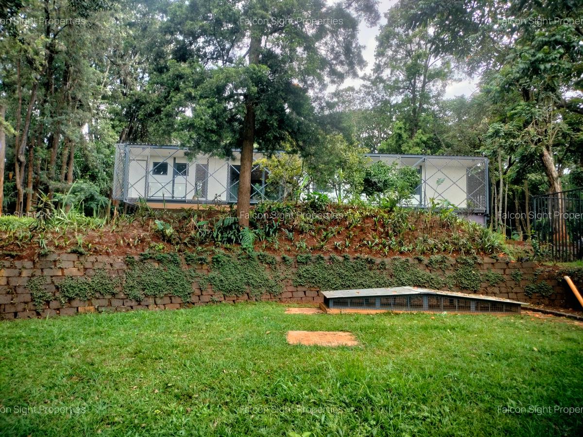 4 Bed Townhouse with Garden at Easy Access To Peponi Road And Few Minutes Drive To Gigiri Un Headquarters - 4