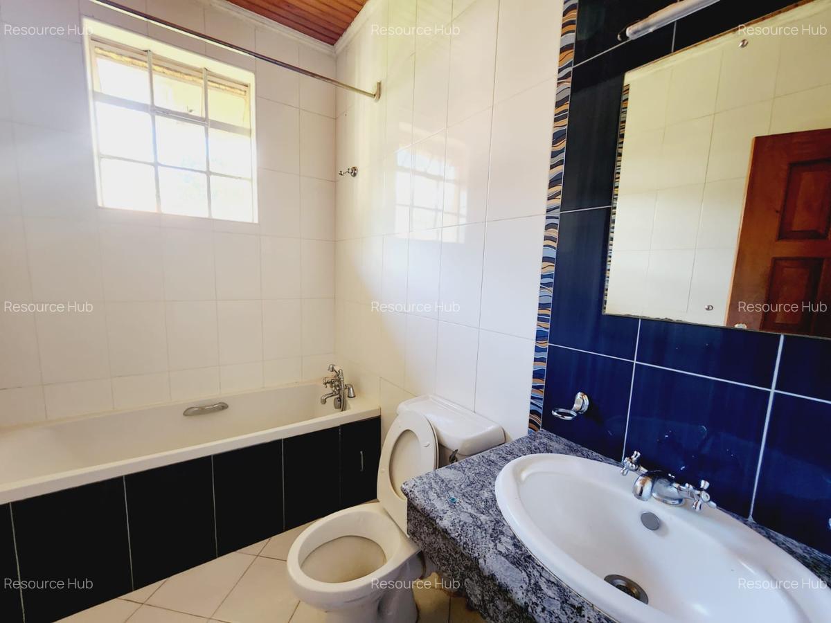 3 Bed Townhouse with En Suite at Peponi Road - 20