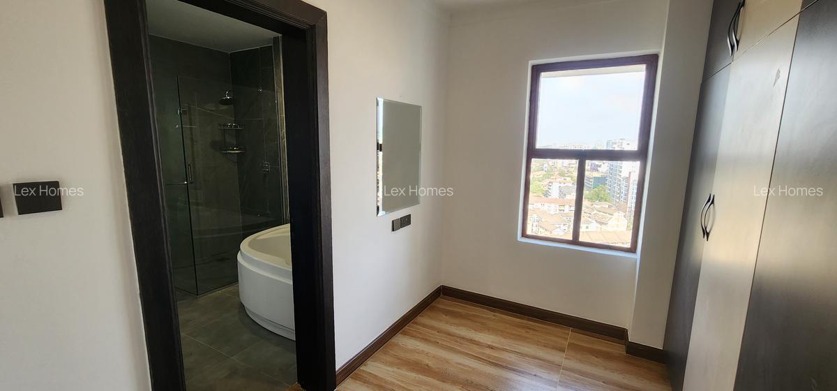 3 Bed Apartment with En Suite at Mandela Road - 14
