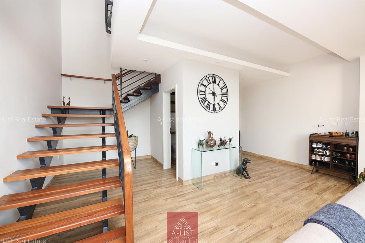 Furnished 4 Bed Apartment with En Suite at Riverside Drive - 10
