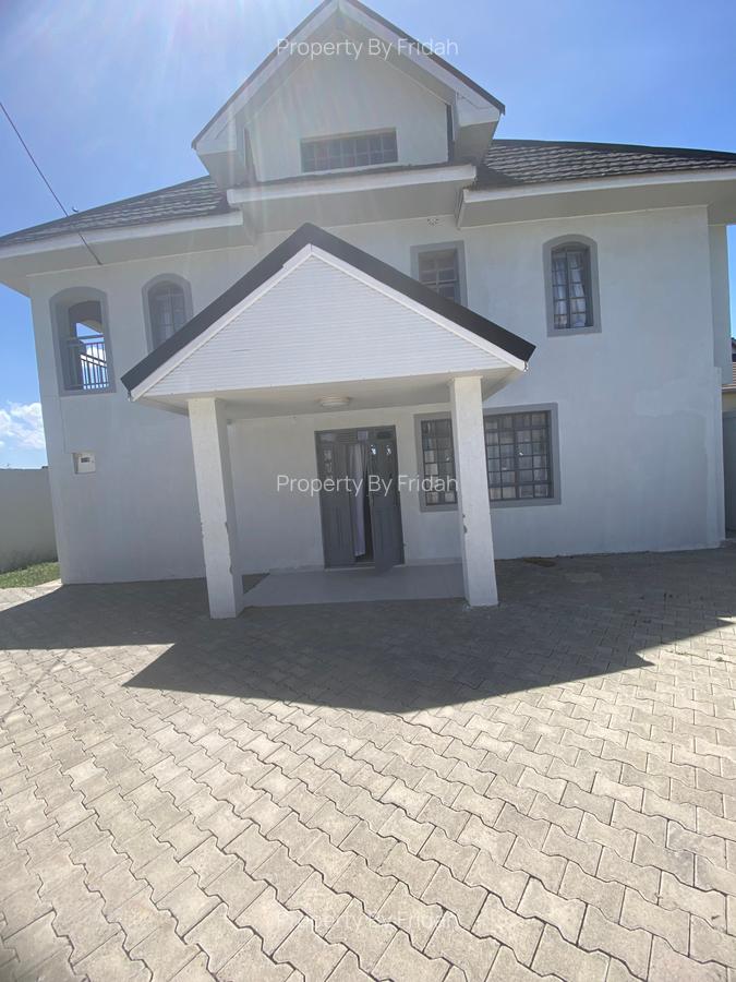 4 Bed House with En Suite in Kitengela - 12