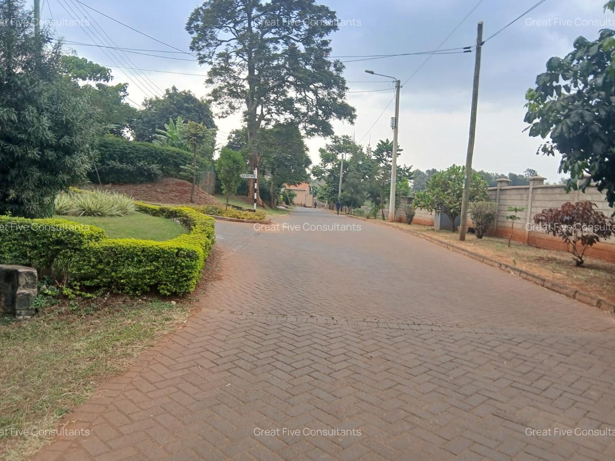 Land in Runda - 7