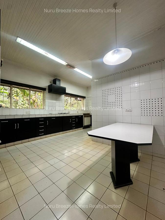 4 Bed House with En Suite in Kitisuru - 20