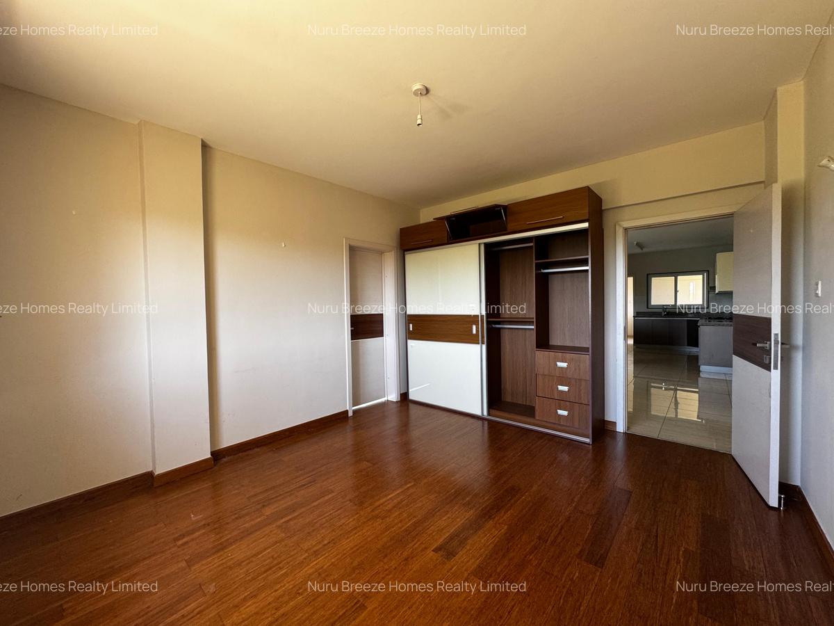 3 Bed Apartment with En Suite in Westlands Area - 18