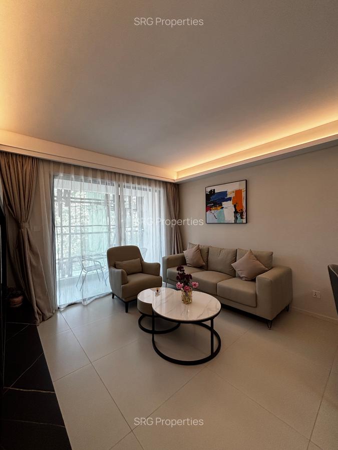 1 Bed Apartment with En Suite in Lavington - 1