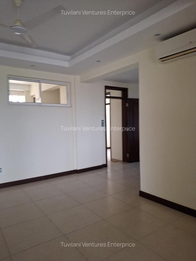 Serviced 2 Bed Apartment with En Suite at Nyali Mombasa - 4