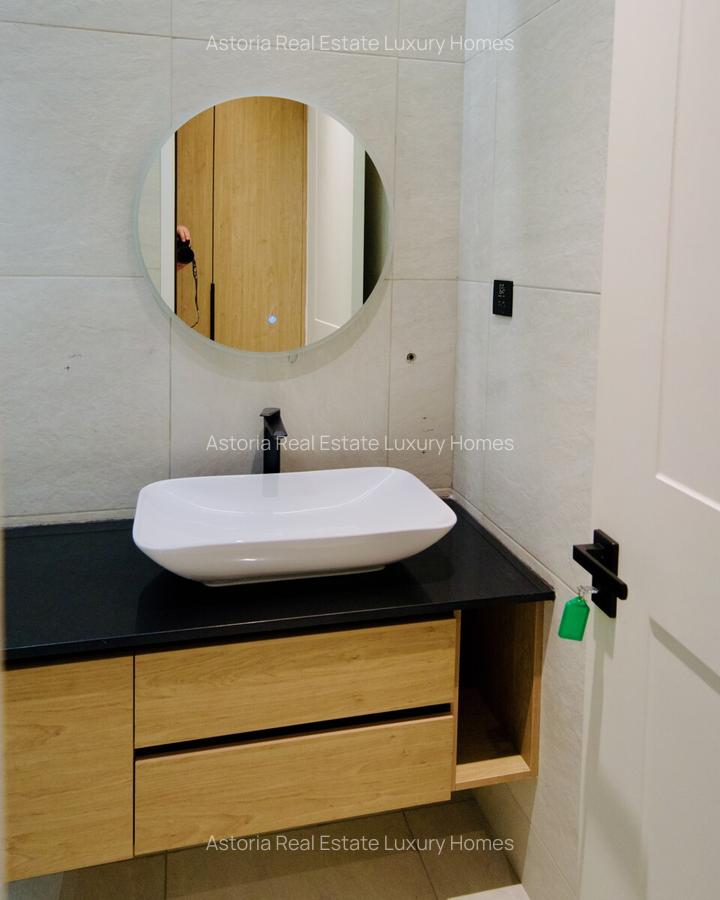 1 Bed Apartment with En Suite at 2026-397 1 Bed - 12