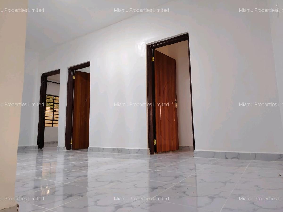 3 Bed House with En Suite at Acacia - 2