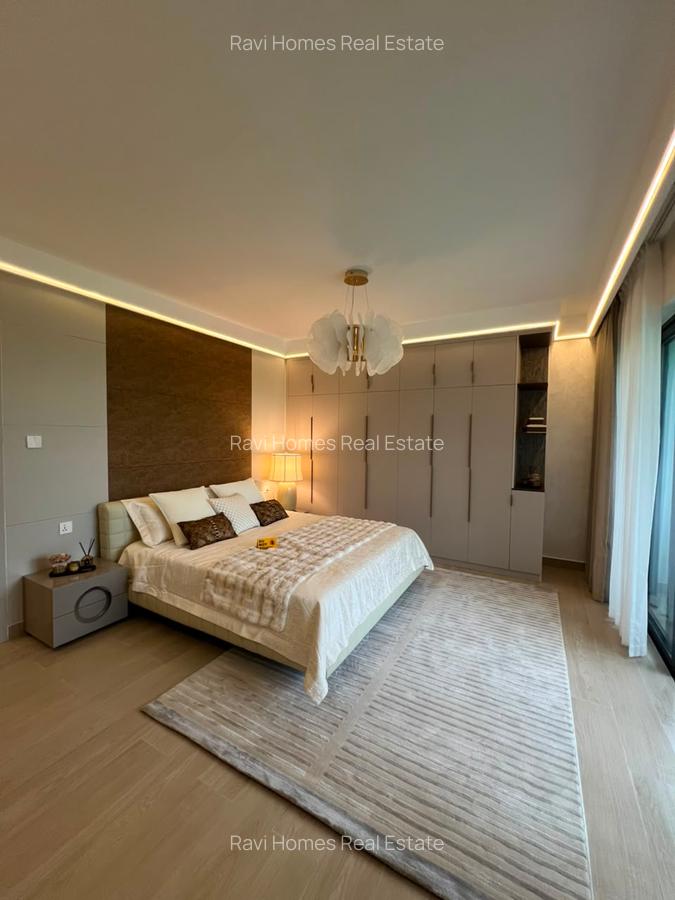 1 Bed Apartment with En Suite at Westlands Road - 3