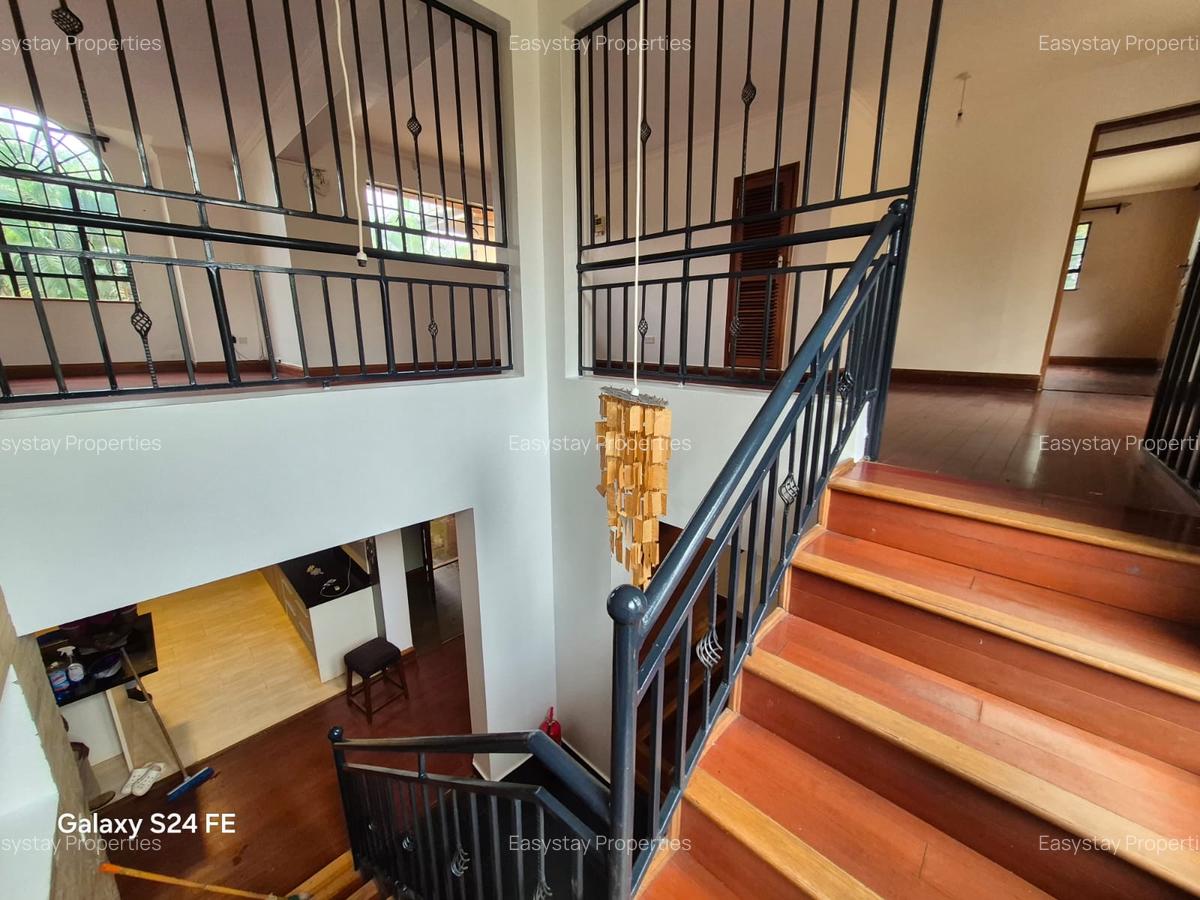 4 Bed House with En Suite in Runda - 5