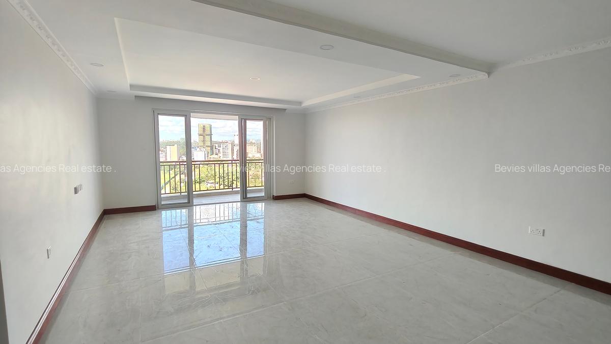 3 Bed Apartment with En Suite at Parklands - 1