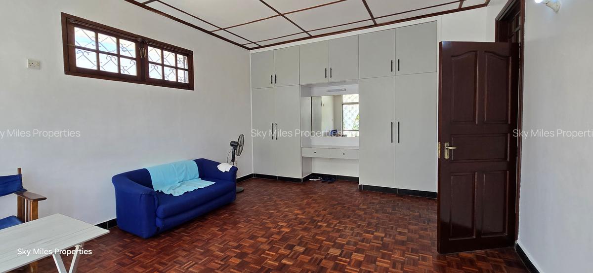4 Bed Villa with En Suite at Serena - 20